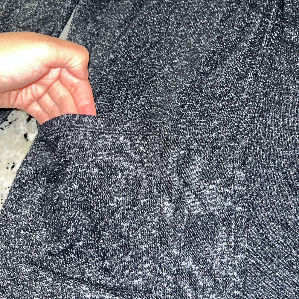 Cardigan - Picture 3 of 3